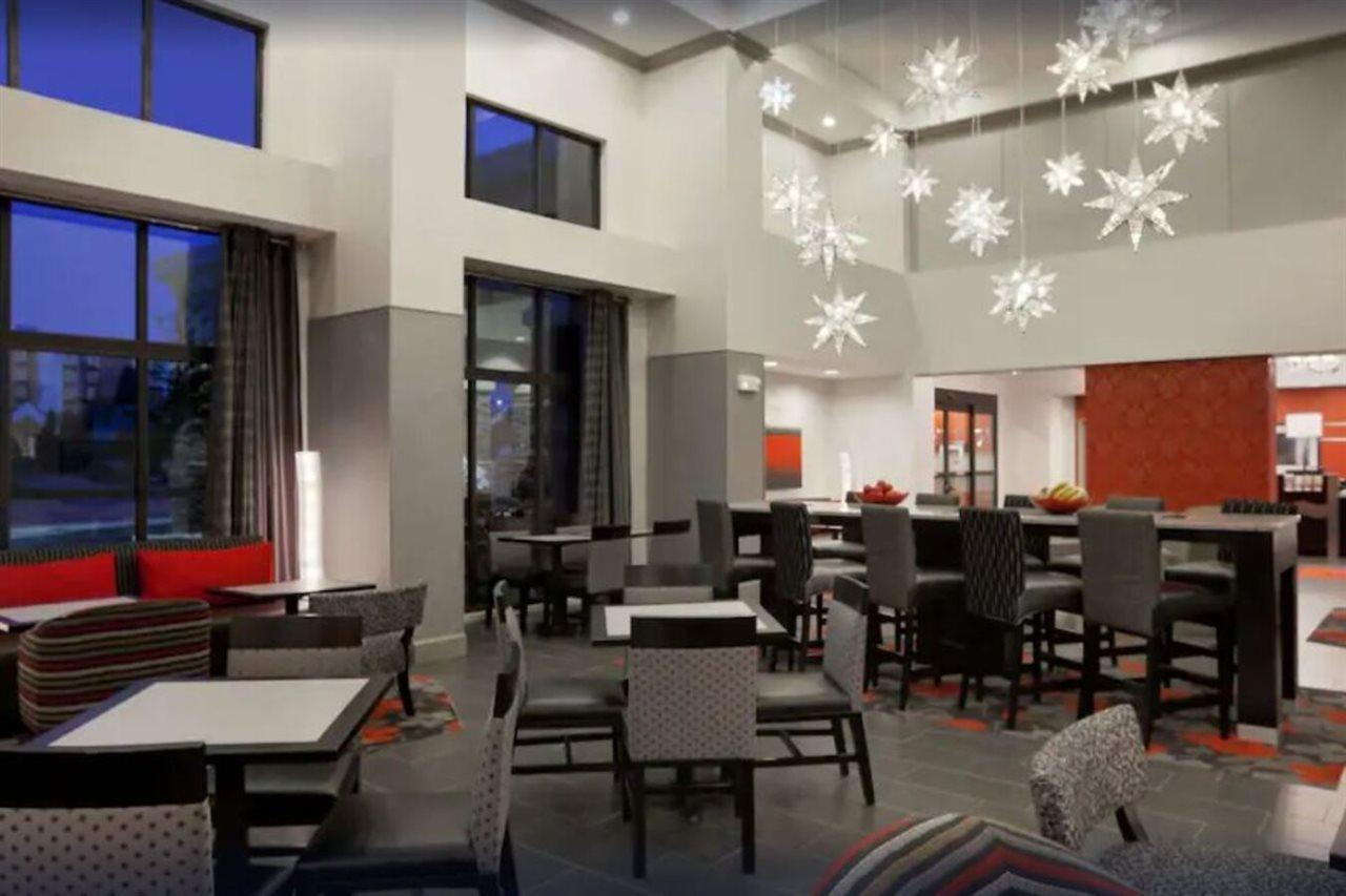 Hampton Inn And Suites Roanoke Airport/Valley View Mall Экстерьер фото