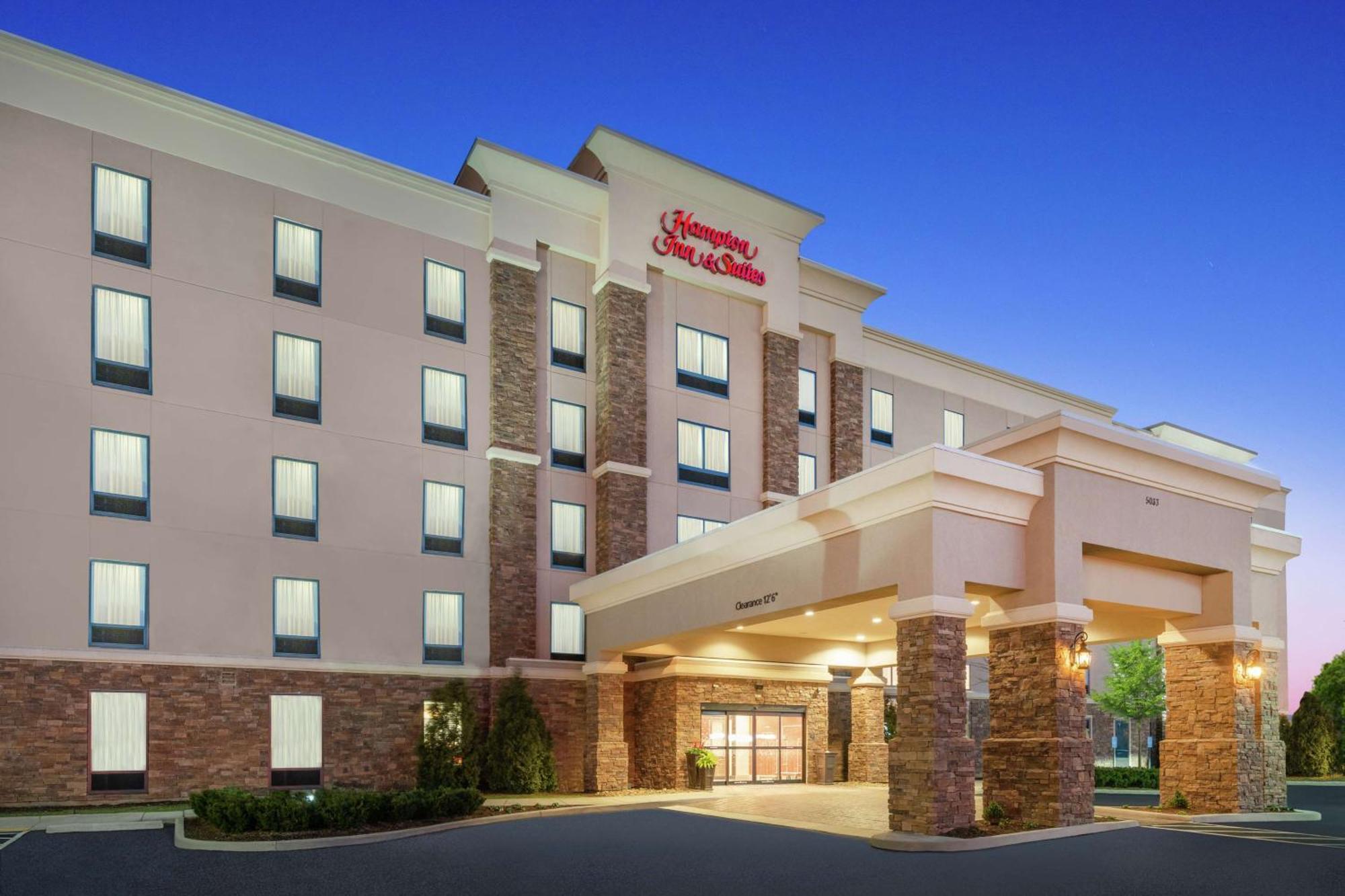 Hampton Inn And Suites Roanoke Airport/Valley View Mall Экстерьер фото